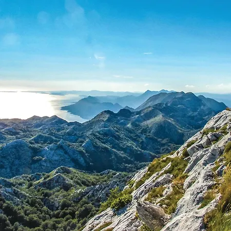 Puharici 펜션 마카르스카